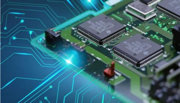 别眨眼!PCB激光标刻工艺,不只是速度快!